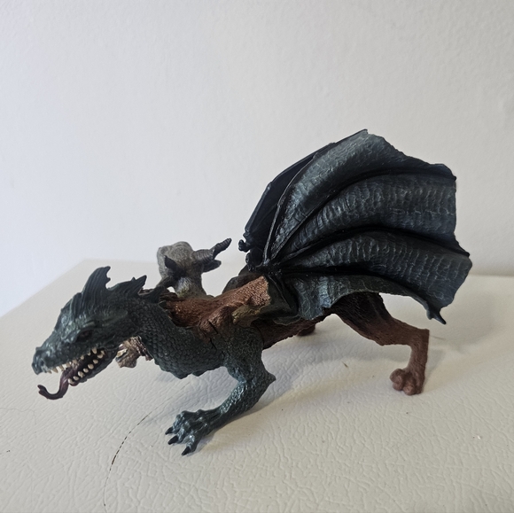 Chimera Three-Headed Mythical Fantasy 2008 Safari Ltd.  Toy Figure - Picture 4 of 6